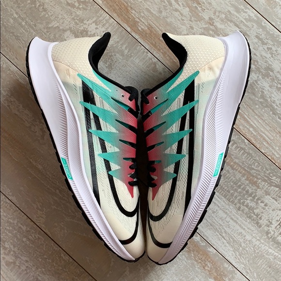 nike zoom rival fly sneakers